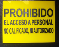 Señal de prohibido personal no autorizado